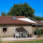 De La Loubrie Hébergement de vacances *
